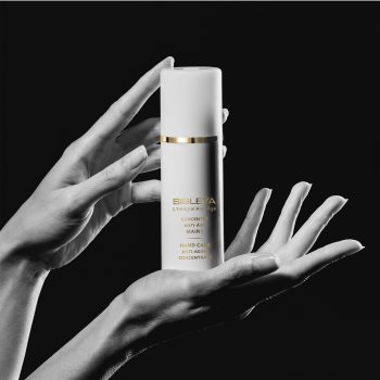 Sisley Sisleÿa L'Integral Anti-Aging Concentrate Hand Care crema de maini cu efect de reintinerire impotriva petelor pigmentate SPF 30 - imagine 3